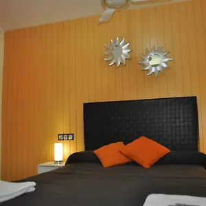 Emporda Guest house